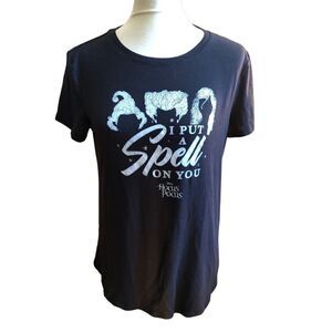 Disney black Hocus Pocus Graphic shirt sleeve tee shirt size M
